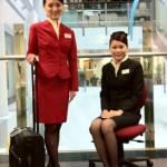 Hostess Cathay Pacific criticano Le divise03