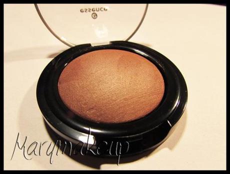 Essence Cookie & Cream Last Night A Cookie Saved my Life baked eyeshadow