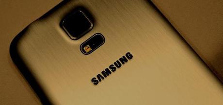 Samsung Galaxy S5 Prime si mostra nella prima presunta immagine