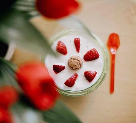 FP // MOUSSE AL CIOCCOLATO BIANCO E FRAGOLE