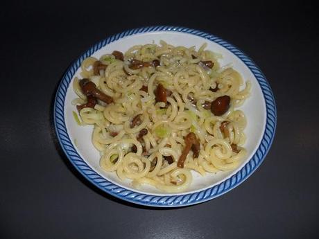 Pasta chiodini e porri