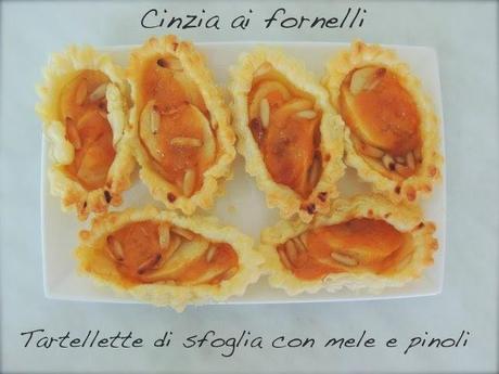 tartellette con mele e pinoli