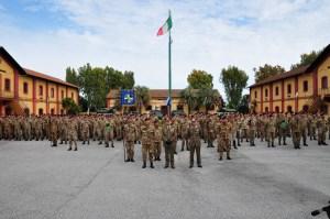 Roma/ COMFOTER. Il Generale Bernardini in visita al 8° Reggimento “Lancieri di Montebello”