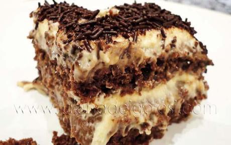 Happy MOM's day http://lalunadeigolosi.com/tiramisu-clasico/
