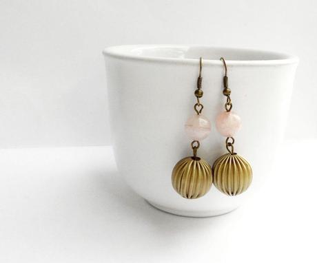 Happy MOM's day http://leideedellavale.blogspot.it/2014/04/orecchini-vintage.html