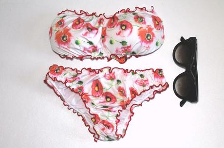 barbara valentina grimaldi_lovehandmade italian fashion blog_flowers bikini_beachlove online_spektre sunglasses