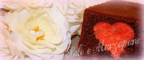 PLUM CAKE AL CACAO CON CUORE ROSSO