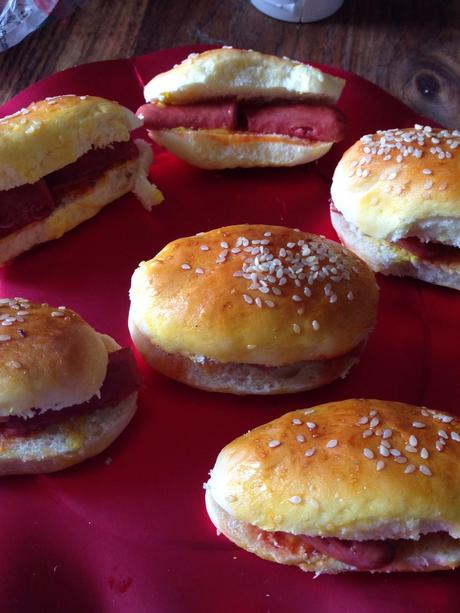 Mini hamburger e mini hot dog