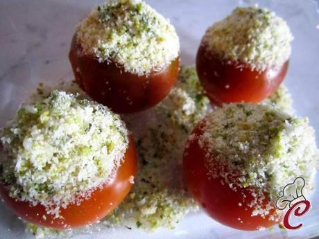 Pomodorini ripieni di nuvole al pistacchio: la ricerca irrefrenabile del quinto senso di piacere