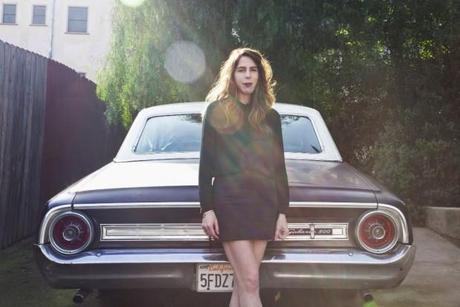 Rachel Kushner I Lanciafiamme: un’Impietosa Analisi della Natura Umana