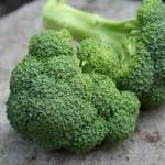 verdure crocifere proprietà antitumorali proprietà anti infiammatorie broccoli 