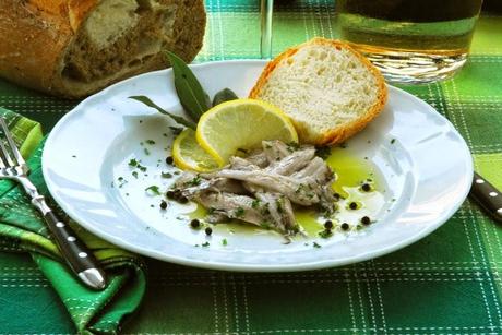 Gustissimo: ultima ricetta...per ora ...ovvero... Le alici marinate