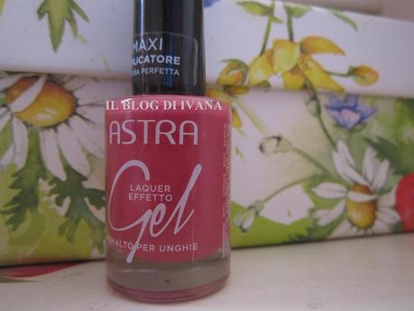 Astra: smalti effetto gel (swatches)