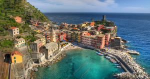 Le Cinque Terre, in provincia di La Spezia (hdwallpappers.com)