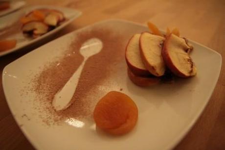 Millefoglie di mele con crema di prugne e cannella