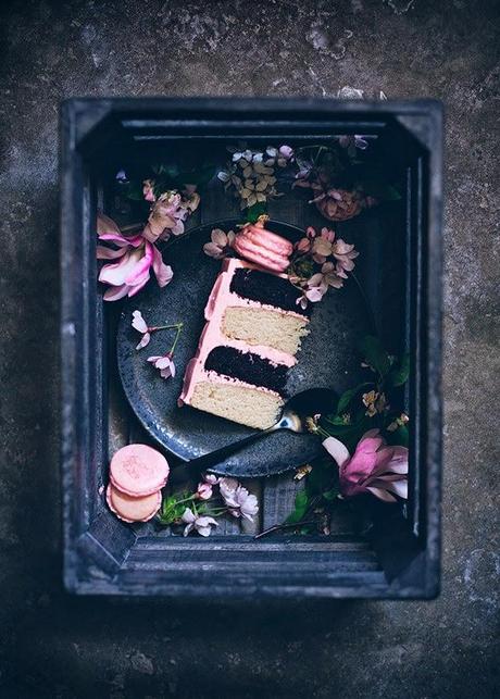 macarons, cakes and flowers