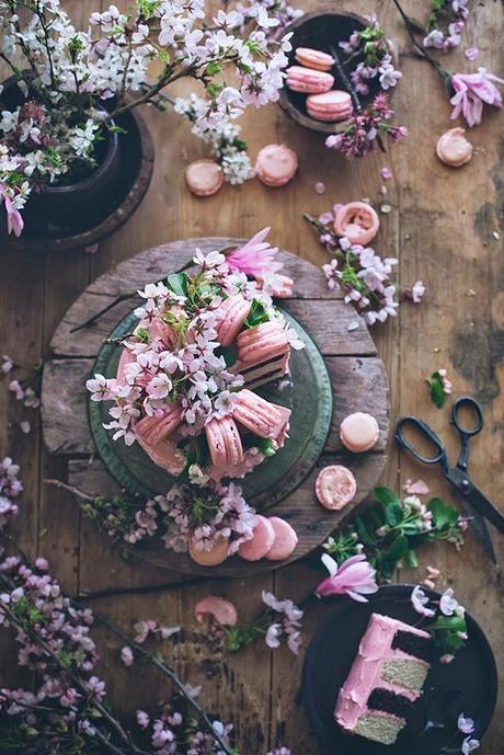 macarons, cakes and flowers