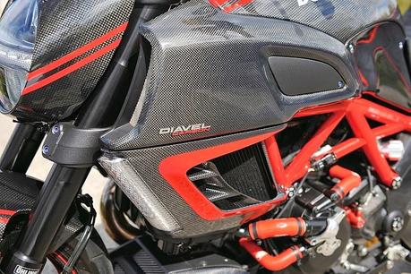 Ducati Diavel Carbon by Ducati Osaka Mino