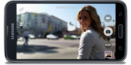 selective focus smartphone La fotocamera del Galaxy S5 arriva sul Galaxy S4 smartphone  XDA samsung root porting modding Galaxy S5 galaxy s4 fotocamera 