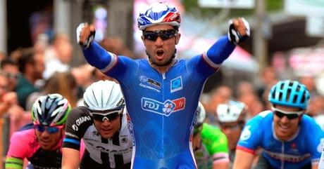 Giro d'Italia 2014: Bis di Bouhanni, Matthews resta in rosa