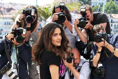 Salma Hayek-Pinault - Photocall - A Tribute to Animated Films (Hommage au cinéma d'Animation) © AFP / L. Venance