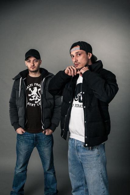 Il rap di Inoki Ness con Bonnot (Assalti Frontali) dal vivo al Rising Love