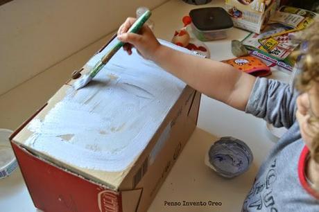 Garage richiudibile fai da te, guest post di Penso+Invento+Creo – DIY recycled foldable Garage Garage richiudibile fai da te, guest post di Penso+Invento+Creo – DIY recycled foldable Garage