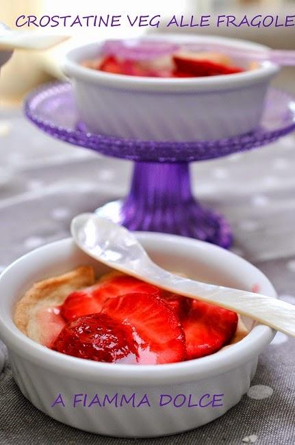 Crostatine vegan alle fragole (pasta frolla veg all'olio)