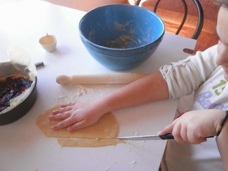 baby post: la crostata dei bambini - la didattica applicata all'estro culinario dell'ottenne:)