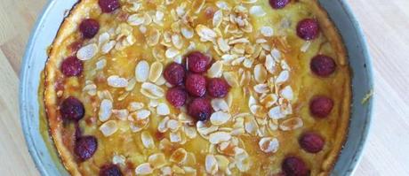 crostata morbida  di ciliegie e crema