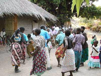 P155381-Malawi-Daning_church_service