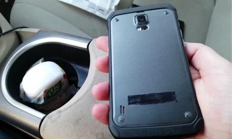 Egi8Qgu GALAXY S5 ACTIVE   ecco il prototipo in 2 video