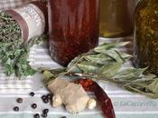 Olio aromatizzato peperoncino, allo zenzero alle erbe aromatiche: ricetta utilizzi alternativi