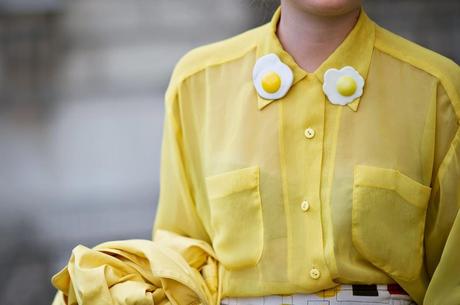 giallo colore dell'estate 2014 abbinamenti con il colore giallo come abbinare il giallo outfit in giallo immagini di outfit in giallo street style giallo how to wear yellow fashion blogger italiane colorblock by felym fashion blog di mariafelicia magno mariafelicia magno blogger di colorblock by felym borse gialle estate 2014 abiti gialli estate 2014 giallo street style primavera estate 2014 blog di moda colorblock by felym 
