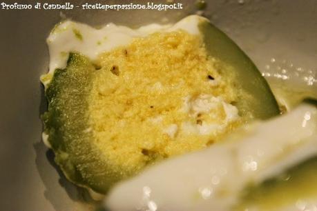 Zucchine ripiene di uova e crescenza - gusto di stagione