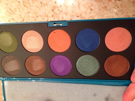 Nevecosmetics Makeup Delight palette