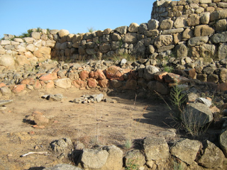 Archeologia della Sardegna. Scoperto a Tortolì il tesoretto di un mercato nuragico