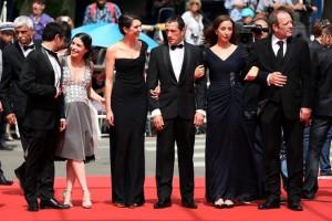 Film cast - Red carpet - Adieu au langage (Goodbye to Language) © FDC / G. Lassus-Dessus