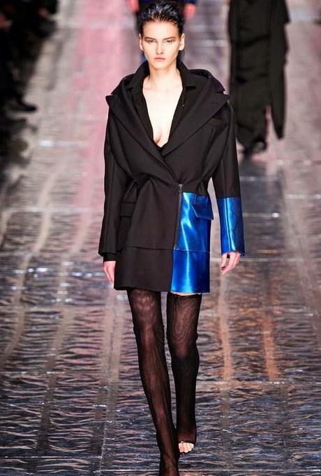 fashion-show-2014-acne-coat-blue-black