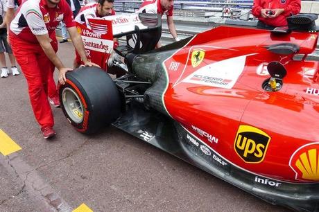 Gp Montecarlo: modificate le fiancate della Ferrari F14 T