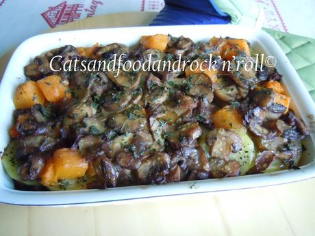 Gratin di patate, funghi e zucca