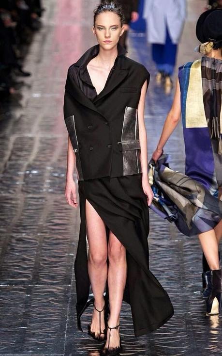 fashion-show-2014-acne-dress-black-winter