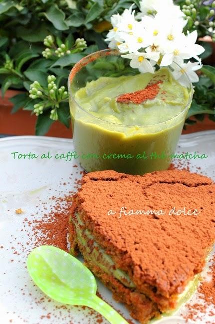 Torta al caffè araba con crema al thè matcha