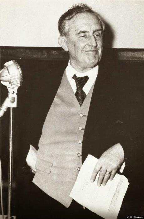 La registrazione inedita del discorso di Tolkien a Rotterdam (1958) e l'intervista al suo scopritore René van Rossénberg