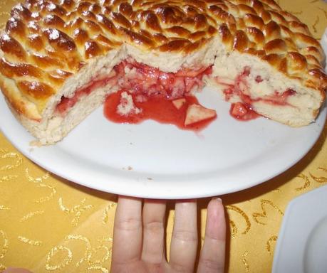 Molino Ronci: crostata di pan brioche con marmellata di fragole e mela