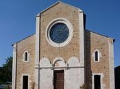 chiesa Santa Maria Ronzano rappresenta interessante esempio propagazione modelli architettonici pugliesi Abruzzo.