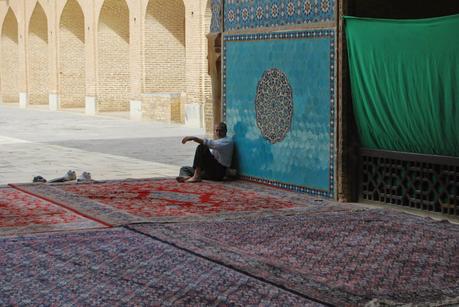 Compio trent'anni e vado in Iran/08 - Moschea