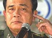 Thailandia: corte marziale contro protesta