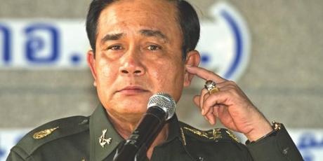 Thailandia: corte marziale contro chi protesta
