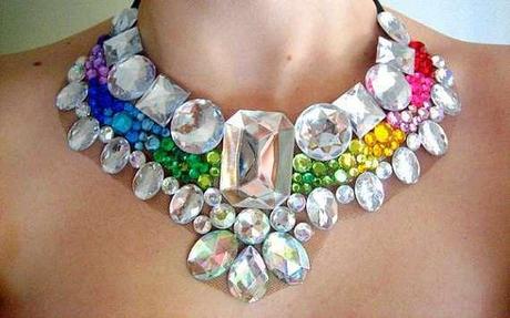 rhinestone-statement-necklaces